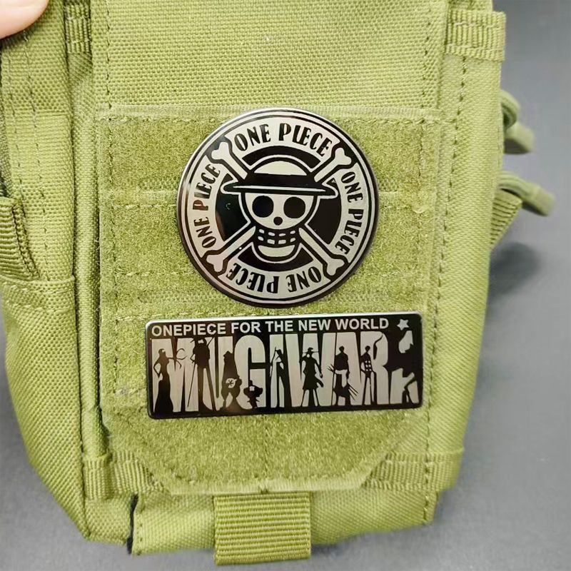 Distintivo in Velcro con Tesch - Model Kit One Piece Bandai recensione e prezzo