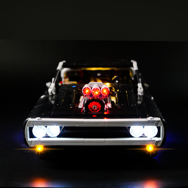 Kit luce LED per LEGO 42111 Do - Model Kit Dodge Charger recensione e prezzo