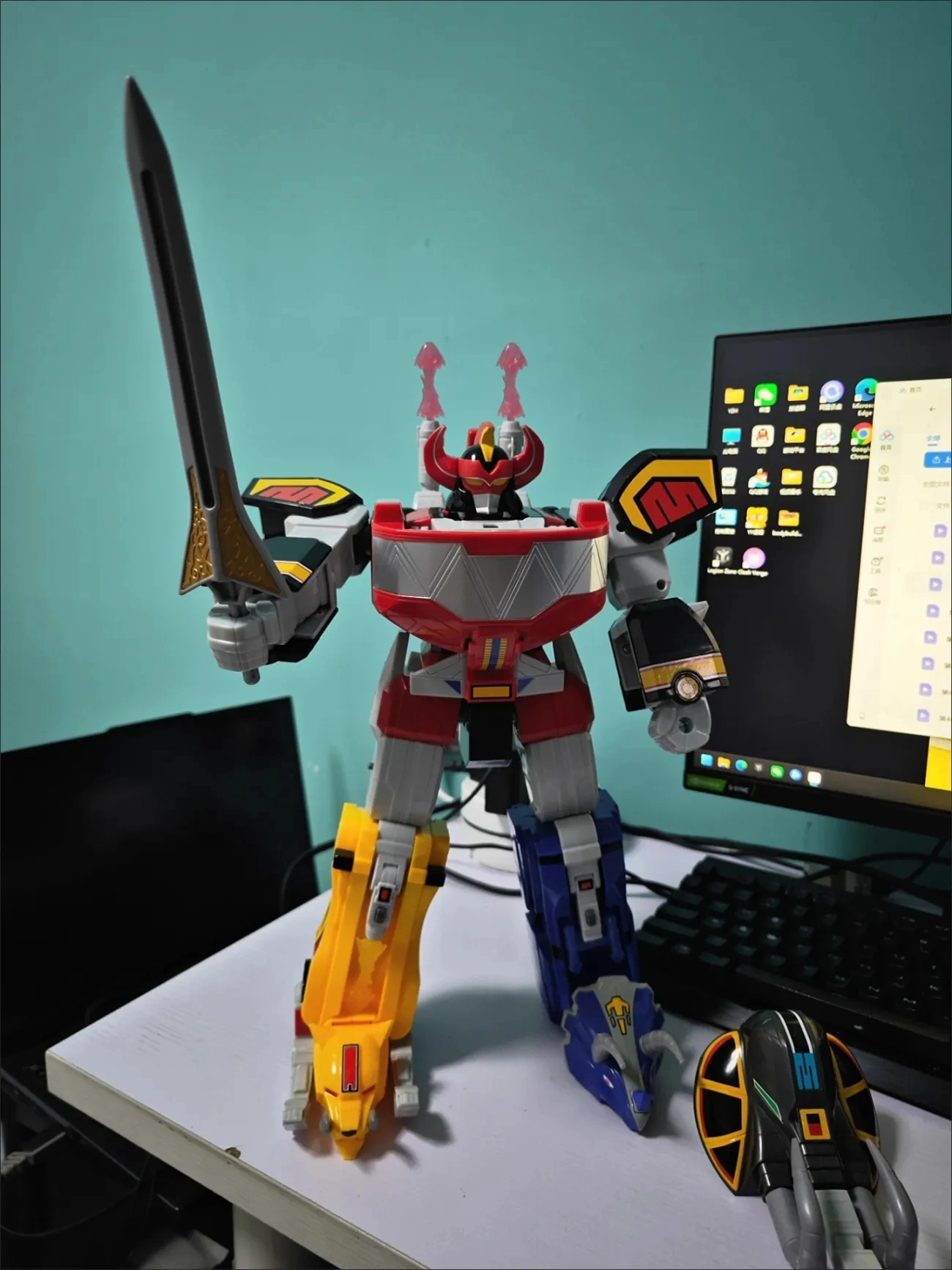 Action Figure Deformabile da C - Model Kit Power Rangers recensione e prezzo