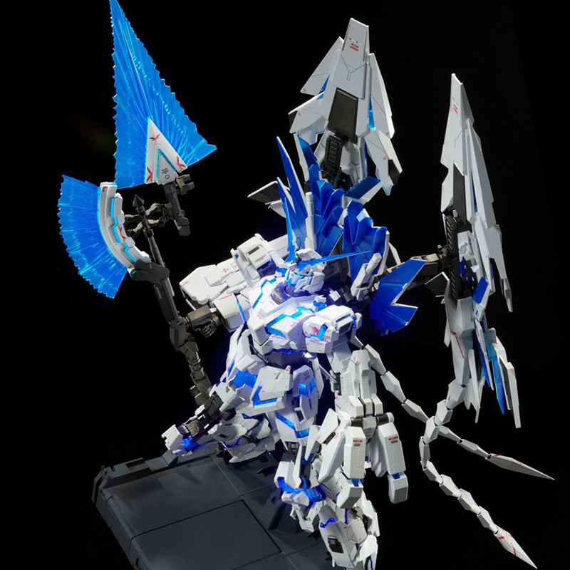 BANDAI Mobile Suit Gundam Unic - Model Kit Mobil recensione e prezzo